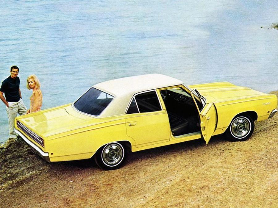  Plymouth Satellite Sedan 1968 года  (фото 2 из 2)